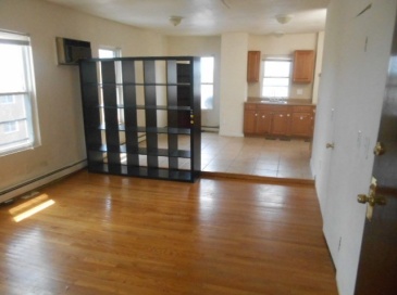 14 Arlington, Everett, Massachusetts, 15 Bedrooms Bedrooms, 4 Rooms Rooms,1 BathroomBathrooms,Residential Lease,For Rent,Arlington,73541094 14 Arlington, Everett, Massachusetts, 15 Bedrooms Bedrooms, 4 Rooms Rooms,1 BathroomBathrooms,Residential Lease,For Rent,Arlington,73541094