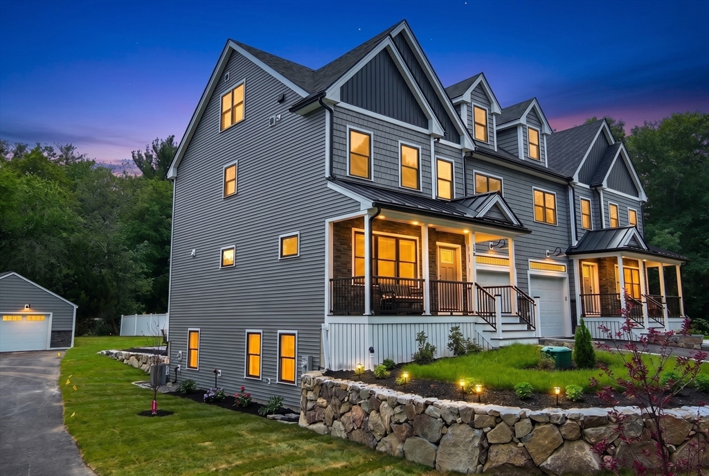 15 Park Street, North Reading, Massachusetts, 4 Bedrooms Bedrooms, 8 Rooms Rooms,4 BathroomsBathrooms,Residential,For Sale,Park Street,73540873