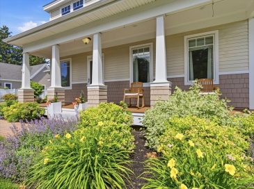 4 Chapel St, Newburyport, Massachusetts, 3 Bedrooms Bedrooms, 7 Rooms Rooms,2.5 BathroomsBathrooms,Residential,For Sale,Chapel St,73540883 4 Chapel St, Newburyport, Massachusetts, 3 Bedrooms Bedrooms, 7 Rooms Rooms,2.5 BathroomsBathrooms,Residential,For Sale,Chapel St,73540883