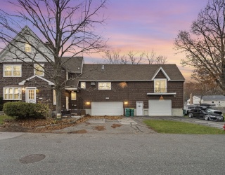 16A Felton, Woburn, Massachusetts, 5 Bedrooms Bedrooms, 19 Rooms Rooms,3 BathroomsBathrooms,Residential Income,For Sale,Felton,73540823