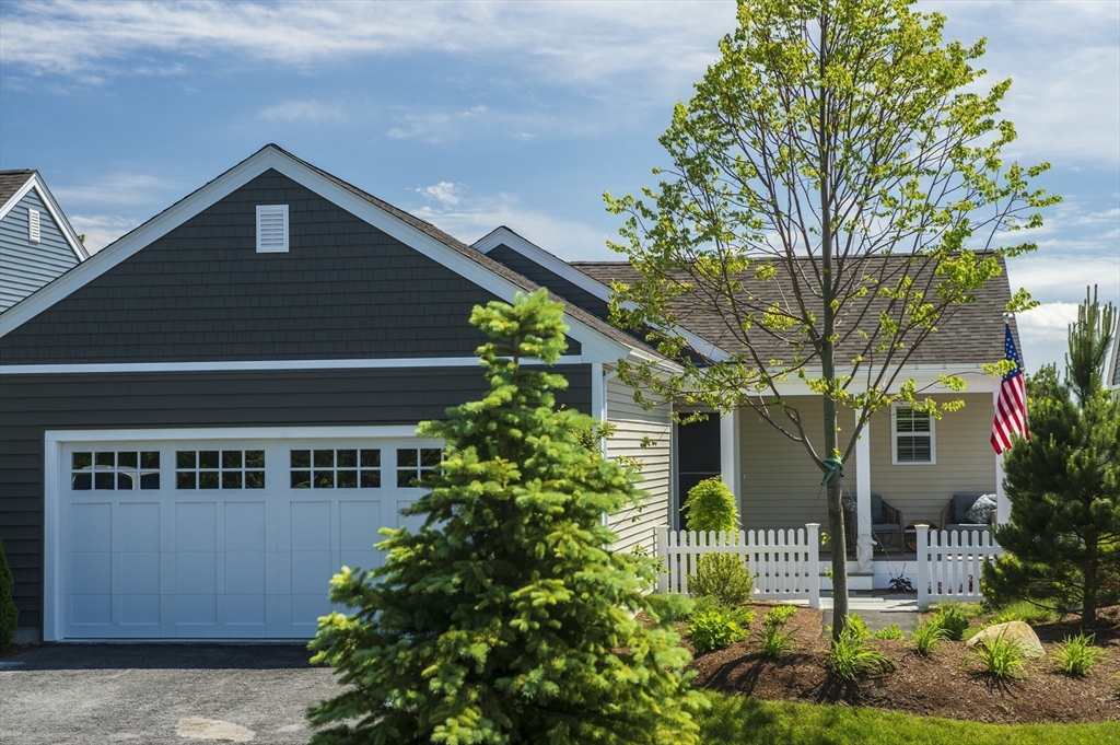 16 Firefly Point, Plymouth, Massachusetts, 2 Bedrooms Bedrooms, 7 Rooms Rooms,2 BathroomsBathrooms,Residential,For Sale,Firefly Point,73541082