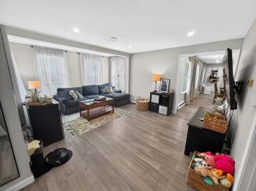 2 North St, Haverhill, Massachusetts, 2 Bedrooms Bedrooms, 4 Rooms Rooms,1 BathroomBathrooms,Residential Lease,For Rent,North St,73541318 2 North St, Haverhill, Massachusetts, 2 Bedrooms Bedrooms, 4 Rooms Rooms,1 BathroomBathrooms,Residential Lease,For Rent,North St,73541318