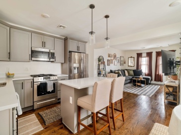 3 Conn St, Woburn, Massachusetts, 3 Bedrooms Bedrooms, 6 Rooms Rooms,2 BathroomsBathrooms,Residential,For Sale,Conn St,73514438 3 Conn St, Woburn, Massachusetts, 3 Bedrooms Bedrooms, 6 Rooms Rooms,2 BathroomsBathrooms,Residential,For Sale,Conn St,73514438