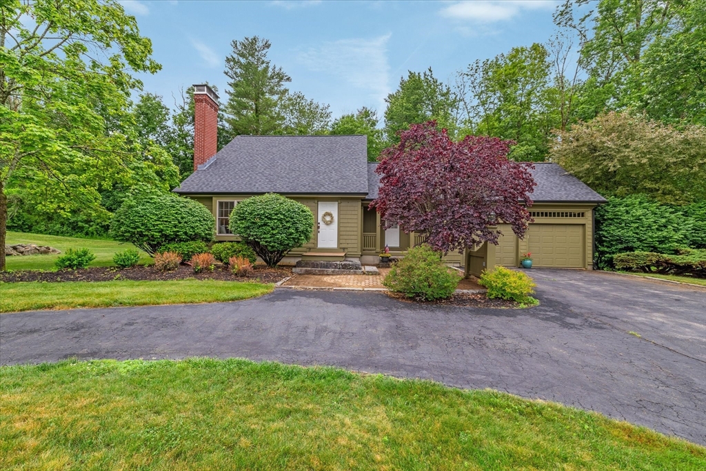 2 Sherwood Dr, Spencer, Massachusetts, 3 Bedrooms Bedrooms, 5 Rooms Rooms,2 BathroomsBathrooms,Residential,For Sale,Sherwood Dr,73541266