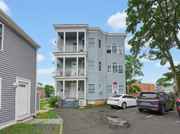 87 Broad St, Lynn, Massachusetts, 3 Bedrooms Bedrooms, 6 Rooms Rooms,2 BathroomsBathrooms,Residential,For Sale,Broad St,73541156 87 Broad St, Lynn, Massachusetts, 3 Bedrooms Bedrooms, 6 Rooms Rooms,2 BathroomsBathrooms,Residential,For Sale,Broad St,73541156