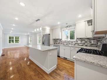 305 Lynn St, Malden, Massachusetts, 4 Bedrooms Bedrooms, 7 Rooms Rooms,3 BathroomsBathrooms,Residential,For Sale,Lynn St,73541356 305 Lynn St, Malden, Massachusetts, 4 Bedrooms Bedrooms, 7 Rooms Rooms,3 BathroomsBathrooms,Residential,For Sale,Lynn St,73541356
