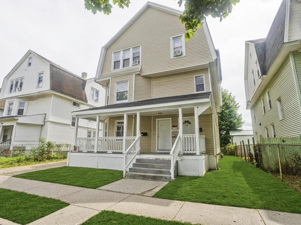 116-118 Massasoit St, Springfield, Massachusetts, 8 Bedrooms Bedrooms, 16 Rooms Rooms,4.5 BathroomsBathrooms,Residential Income,For Sale,Massasoit St,73527157