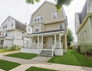 116-118 Massasoit St, Springfield, Massachusetts, 8 Bedrooms Bedrooms, 16 Rooms Rooms,4.5 BathroomsBathrooms,Residential Income,For Sale,Massasoit St,73527157