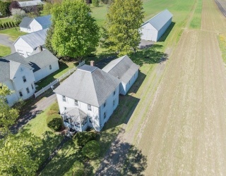 115 West St, Hadley, Massachusetts, 4 Bedrooms Bedrooms, 8 Rooms Rooms,1.5 BathroomsBathrooms,Residential,For Sale,West St,73516410