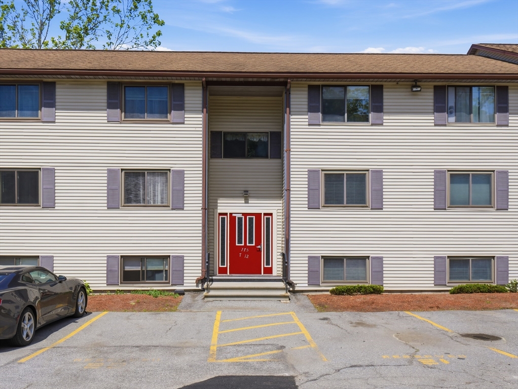 175 Willard, Lowell, Massachusetts, 2 Bedrooms Bedrooms, 4 Rooms Rooms,1 BathroomBathrooms,Residential,For Sale,Willard,73540445