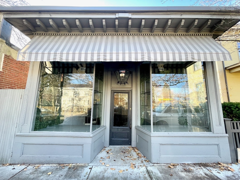 152 Mt Auburn, Cambridge, Massachusetts, ,Commercial Lease,For Rent,Mt Auburn,73541194