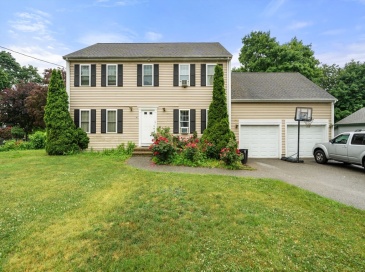 86 Oakland St, Stoughton, Massachusetts, 4 Bedrooms Bedrooms, 8 Rooms Rooms,2.5 BathroomsBathrooms,Residential,For Sale,Oakland St,73541408