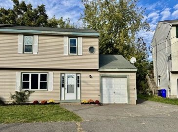 32 Delta Ter, Malden, Massachusetts, 3 Bedrooms Bedrooms, 6 Rooms Rooms,1.5 BathroomsBathrooms,Residential,For Sale,Delta Ter,73541305
