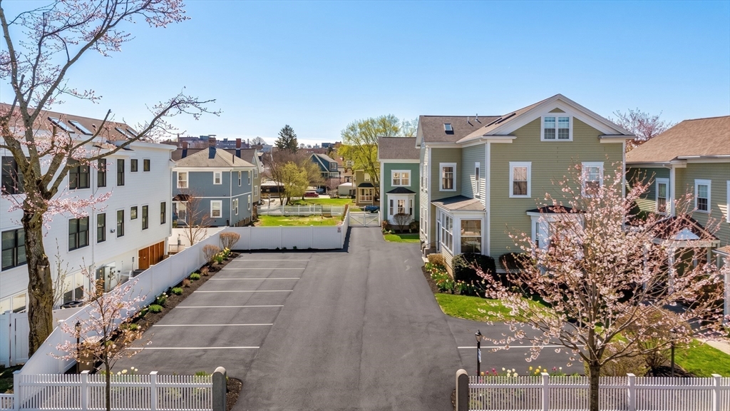 121 E Cottage St, Boston, Massachusetts, 2 Bedrooms Bedrooms, 4 Rooms Rooms,1 BathroomBathrooms,Residential,For Sale,E Cottage St,73541387