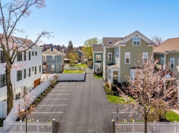 121 E Cottage St, Boston, Massachusetts, 2 Bedrooms Bedrooms, 4 Rooms Rooms,1 BathroomBathrooms,Residential,For Sale,E Cottage St,73541387