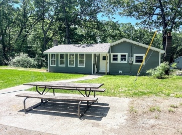 201 Fire Road, 16, Lunenburg, Massachusetts, 1 Bedroom Bedrooms, 4 Rooms Rooms,1 BathroomBathrooms,Residential Lease,For Rent,Fire Road, 16,73541205
