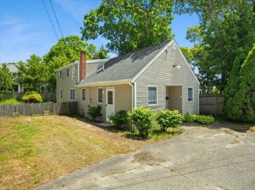 47 Little Rock Ave, Falmouth, Massachusetts, 3 Bedrooms Bedrooms, 6 Rooms Rooms,2 BathroomsBathrooms,Residential,For Sale,Little Rock Ave,73541413 47 Little Rock Ave, Falmouth, Massachusetts, 3 Bedrooms Bedrooms, 6 Rooms Rooms,2 BathroomsBathrooms,Residential,For Sale,Little Rock Ave,73541413