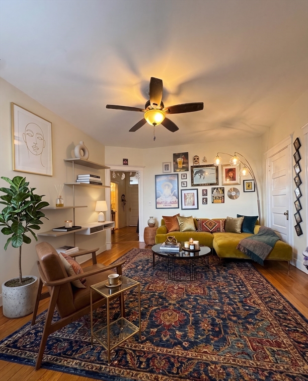 44 Orkney Rd, Boston, Massachusetts, 2 Bedrooms Bedrooms, 3 Rooms Rooms,1 BathroomBathrooms,Residential Lease,For Rent,Orkney Rd,73531864
