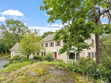 2 Sunset Ridge, Lexington, Massachusetts, 6 Bedrooms Bedrooms, 11 Rooms Rooms,3.5 BathroomsBathrooms,Residential Lease,For Rent,Sunset Ridge,73506402