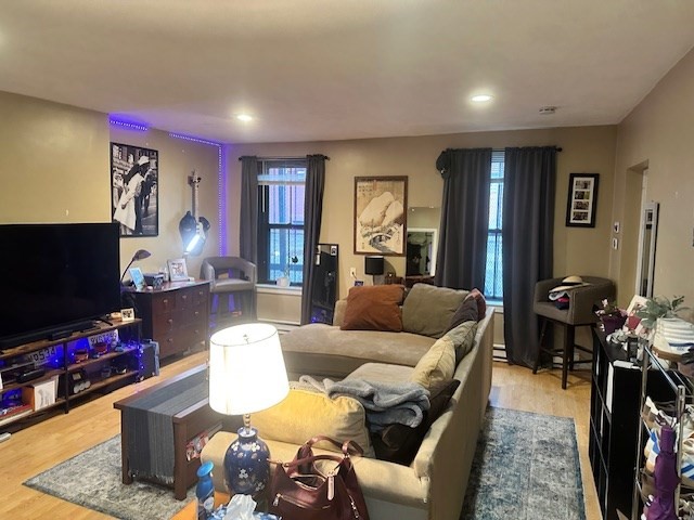 701 Massachusetts Ave, Boston, Massachusetts, 1 Bedroom Bedrooms, 3 Rooms Rooms,Residential Lease,For Rent,Massachusetts Ave,73528924