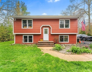 95 Willis Rd, Phillipston, Massachusetts, 3 Bedrooms Bedrooms, 5 Rooms Rooms,1 BathroomBathrooms,Residential,For Sale,Willis Rd,73519718
