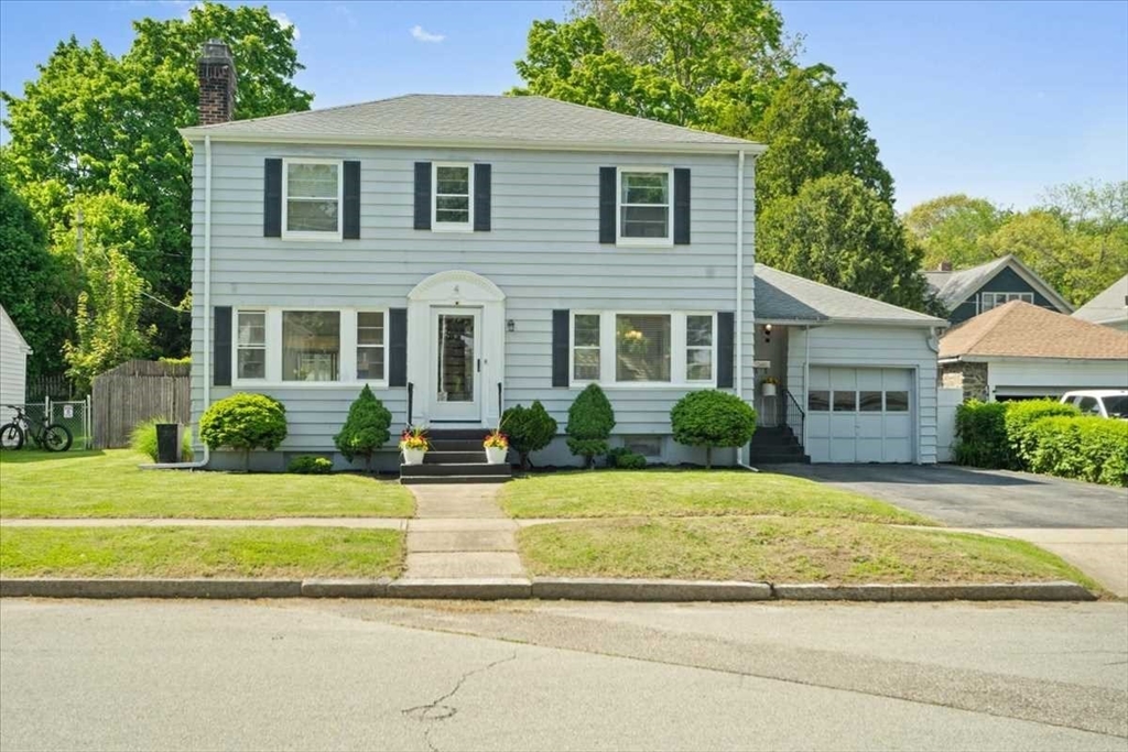 4 Van St, Worcester, Massachusetts, 3 Bedrooms Bedrooms, 6 Rooms Rooms,3 BathroomsBathrooms,Residential,For Sale,Van St,73519465
