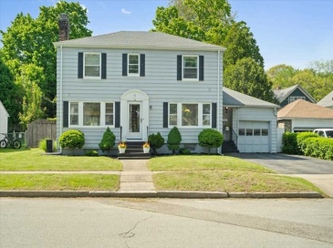 4 Van St, Worcester, Massachusetts, 3 Bedrooms Bedrooms, 6 Rooms Rooms,3 BathroomsBathrooms,Residential,For Sale,Van St,73519465 4 Van St, Worcester, Massachusetts, 3 Bedrooms Bedrooms, 6 Rooms Rooms,3 BathroomsBathrooms,Residential,For Sale,Van St,73519465