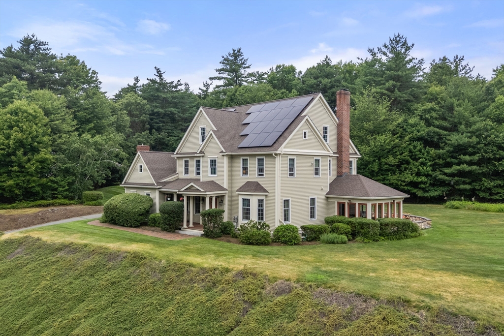 35 Houghton Ln, Boxborough, Massachusetts, 4 Bedrooms Bedrooms, 9 Rooms Rooms,4 BathroomsBathrooms,Residential,For Sale,Houghton Ln,73541253