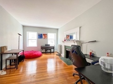 1307 Commonwealth Ave, Boston, Massachusetts, 2 Bedrooms Bedrooms, 3 Rooms Rooms,1 BathroomBathrooms,Residential Lease,For Rent,Commonwealth Ave,73541457 1307 Commonwealth Ave, Boston, Massachusetts, 2 Bedrooms Bedrooms, 3 Rooms Rooms,1 BathroomBathrooms,Residential Lease,For Rent,Commonwealth Ave,73541457