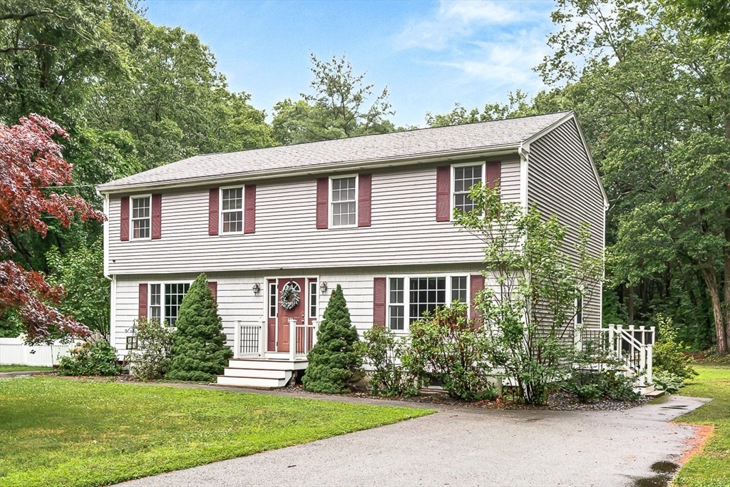 36 Willowdale Rd, Tyngsborough, Massachusetts, 3 Bedrooms Bedrooms, 6 Rooms Rooms,1.5 BathroomsBathrooms,Residential,For Sale,Willowdale Rd,73541484