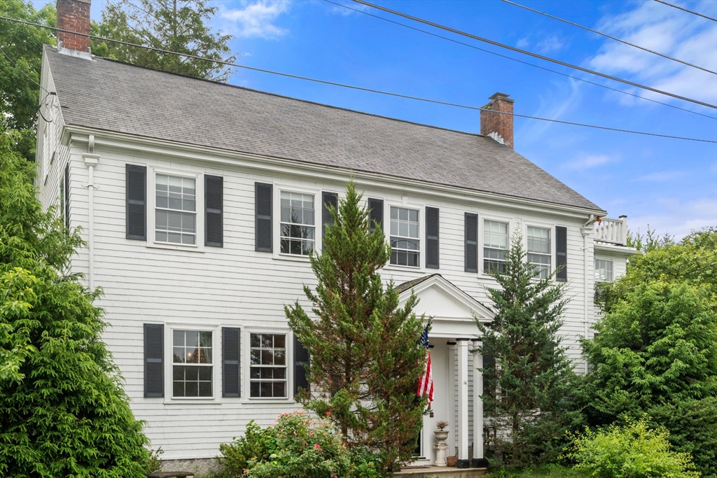 14 Linden St, Northbridge, Massachusetts, 5 Bedrooms Bedrooms, 11 Rooms Rooms,4 BathroomsBathrooms,Residential,For Sale,Linden St,73541496