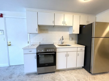 31 Western Ave, Gloucester, Massachusetts, 1 Room Rooms,1 BathroomBathrooms,Residential Lease,For Rent,Western Ave,73541428 31 Western Ave, Gloucester, Massachusetts, 1 Room Rooms,1 BathroomBathrooms,Residential Lease,For Rent,Western Ave,73541428