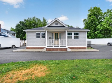 165 Garfield Ave, Chelsea, Massachusetts, 4 Bedrooms Bedrooms, 5 Rooms Rooms,2 BathroomsBathrooms,Residential,For Sale,Garfield Ave,73541244 165 Garfield Ave, Chelsea, Massachusetts, 4 Bedrooms Bedrooms, 5 Rooms Rooms,2 BathroomsBathrooms,Residential,For Sale,Garfield Ave,73541244