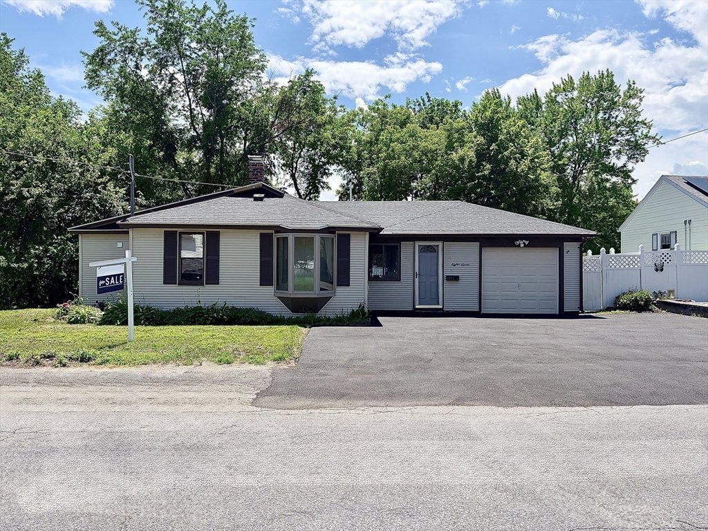 87 Vezina Ave, Leominster, Massachusetts, 4 Bedrooms Bedrooms, 5 Rooms Rooms,1 BathroomBathrooms,Residential,For Sale,Vezina Ave,73540470