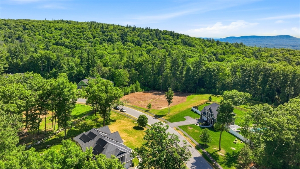 7 Quigley Rd, Southampton, Massachusetts, ,Land,For Sale,Quigley Rd,73541418
