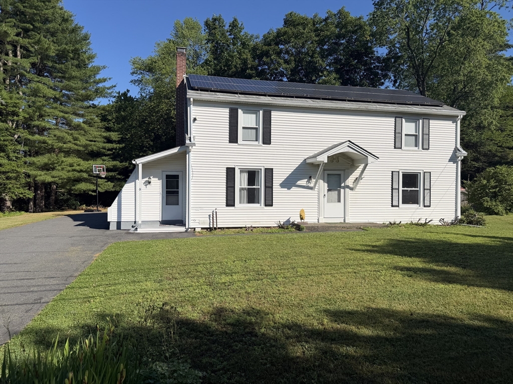 8 Lillian St, Greenfield, Massachusetts, 3 Bedrooms Bedrooms, 6 Rooms Rooms,2 BathroomsBathrooms,Residential,For Sale,Lillian St,73541259