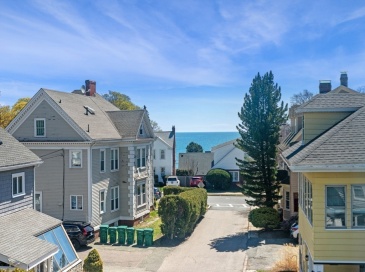 12-16 Landon Cir, Lynn, Massachusetts, 3 Bedrooms Bedrooms, 6 Rooms Rooms,2 BathroomsBathrooms,Residential,For Sale,Landon Cir,73513646