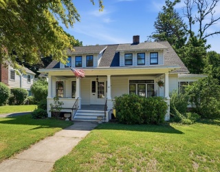 42 Ohio Avenue, West Springfield, Massachusetts, 4 Bedrooms Bedrooms, 9 Rooms Rooms,2 BathroomsBathrooms,Residential,For Sale,Ohio Avenue,73541274