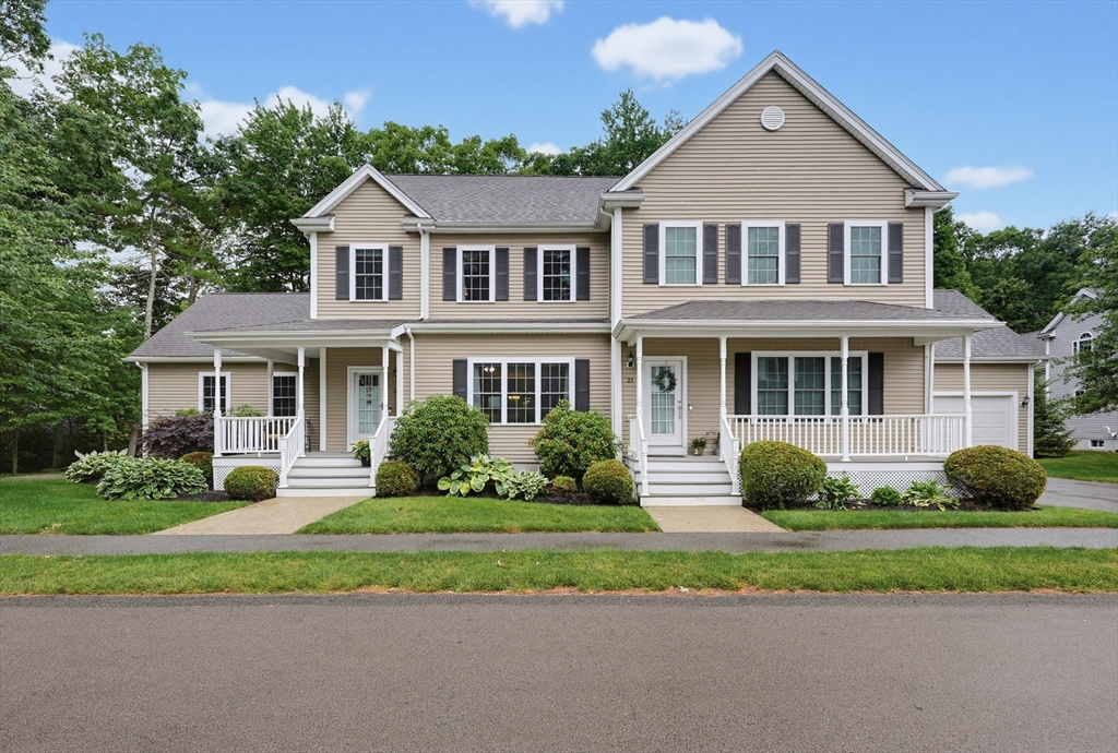 23 Williamsburg Way, Medway, Massachusetts, 3 Bedrooms Bedrooms, 6 Rooms Rooms,2.5 BathroomsBathrooms,Residential,For Sale,Williamsburg Way,73541270