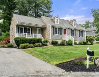 24 Ryders Ln, Marshfield, Massachusetts, 3 Bedrooms Bedrooms, 7 Rooms Rooms,2 BathroomsBathrooms,Residential,For Sale,Ryders Ln,73541663