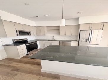 266 Canal Street, Salem, Massachusetts, 2 Bedrooms Bedrooms, 4 Rooms Rooms,1 BathroomBathrooms,Residential Lease,For Rent,Canal Street,73541647