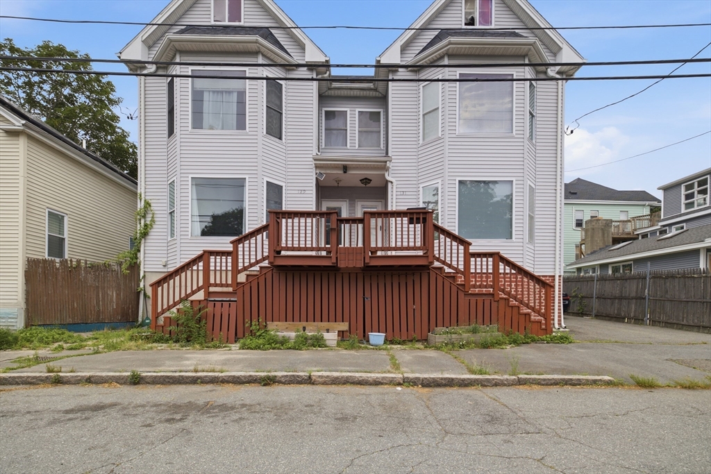 129-131 State Street, New Bedford, Massachusetts, 6 Bedrooms Bedrooms, 13 Rooms Rooms,6 BathroomsBathrooms,Residential Income,For Sale,State Street,73541673