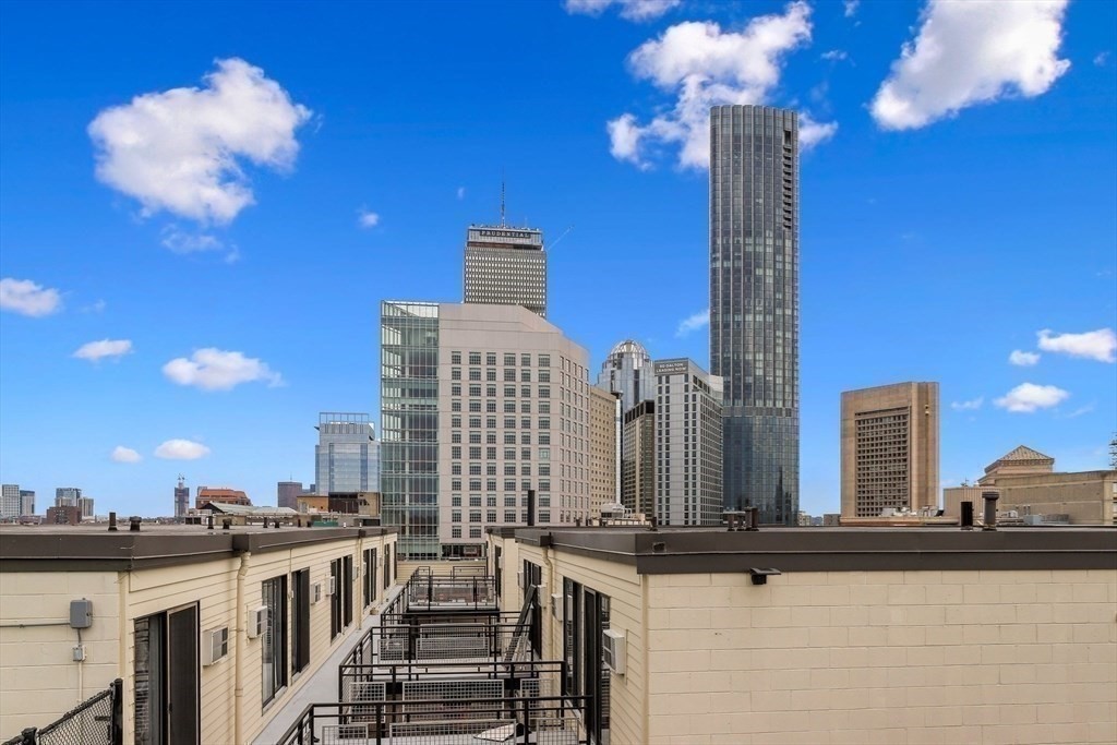 12 Stoneholm St, Boston, Massachusetts, 1 Bedroom Bedrooms, 2 Rooms Rooms,1 BathroomBathrooms,Residential Lease,For Rent,Stoneholm St,73541684