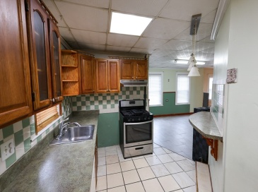209 West Harvard Street, Brockton, Massachusetts, 3 Bedrooms Bedrooms, 6 Rooms Rooms,1 BathroomBathrooms,Residential Lease,For Rent,West Harvard Street,73541711 209 West Harvard Street, Brockton, Massachusetts, 3 Bedrooms Bedrooms, 6 Rooms Rooms,1 BathroomBathrooms,Residential Lease,For Rent,West Harvard Street,73541711