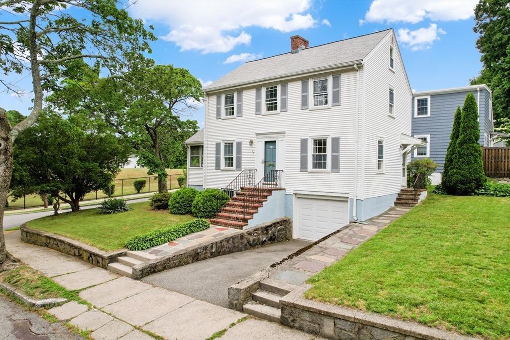 62 Bellington Street, Arlington, Massachusetts, 3 Bedrooms Bedrooms, 6 Rooms Rooms,1.5 BathroomsBathrooms,Residential,For Sale,Bellington Street,73541504
