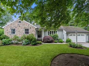 74 Spring Valley Road, Belmont, Massachusetts, 5 Bedrooms Bedrooms, 13 Rooms Rooms,3.5 BathroomsBathrooms,Residential,For Sale,Spring Valley Road,73541511 74 Spring Valley Road, Belmont, Massachusetts, 5 Bedrooms Bedrooms, 13 Rooms Rooms,3.5 BathroomsBathrooms,Residential,For Sale,Spring Valley Road,73541511