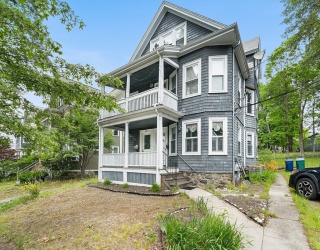 48 Eddy St, Newton, Massachusetts, 2 Bedrooms Bedrooms, 5 Rooms Rooms,1.5 BathroomsBathrooms,Residential,For Sale,Eddy St,73541519