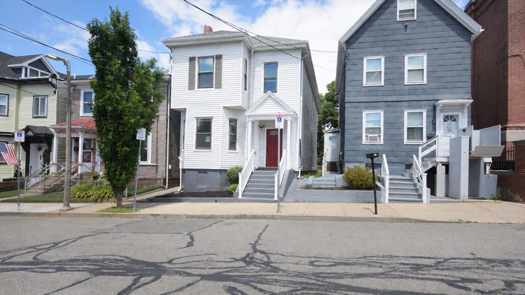 82 Horace Street, Boston, Massachusetts, 3 Bedrooms Bedrooms, 6 Rooms Rooms,1 BathroomBathrooms,Residential,For Sale,Horace Street,73541533