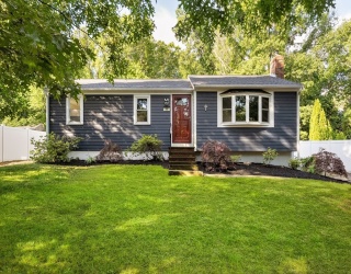 19 Arboretum Rd, Plymouth, Massachusetts, 3 Bedrooms Bedrooms, 7 Rooms Rooms,1.5 BathroomsBathrooms,Residential,For Sale,Arboretum Rd,73541232