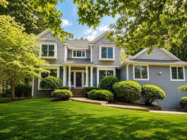 4 Burnham Dr, North Reading, Massachusetts, 4 Bedrooms Bedrooms, 10 Rooms Rooms,4 BathroomsBathrooms,Residential,For Sale,Burnham Dr,73541763
